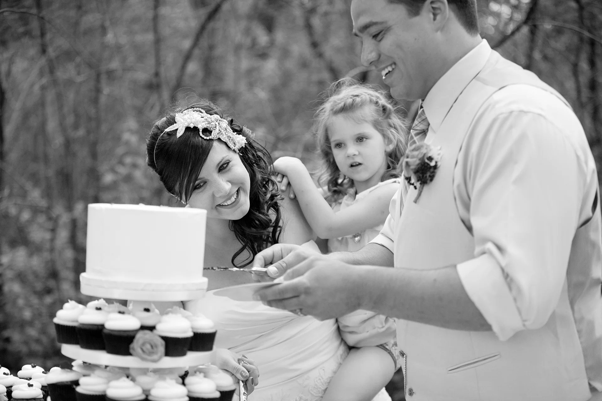 LaceHanky_Farm_Wedding_0180.jpg