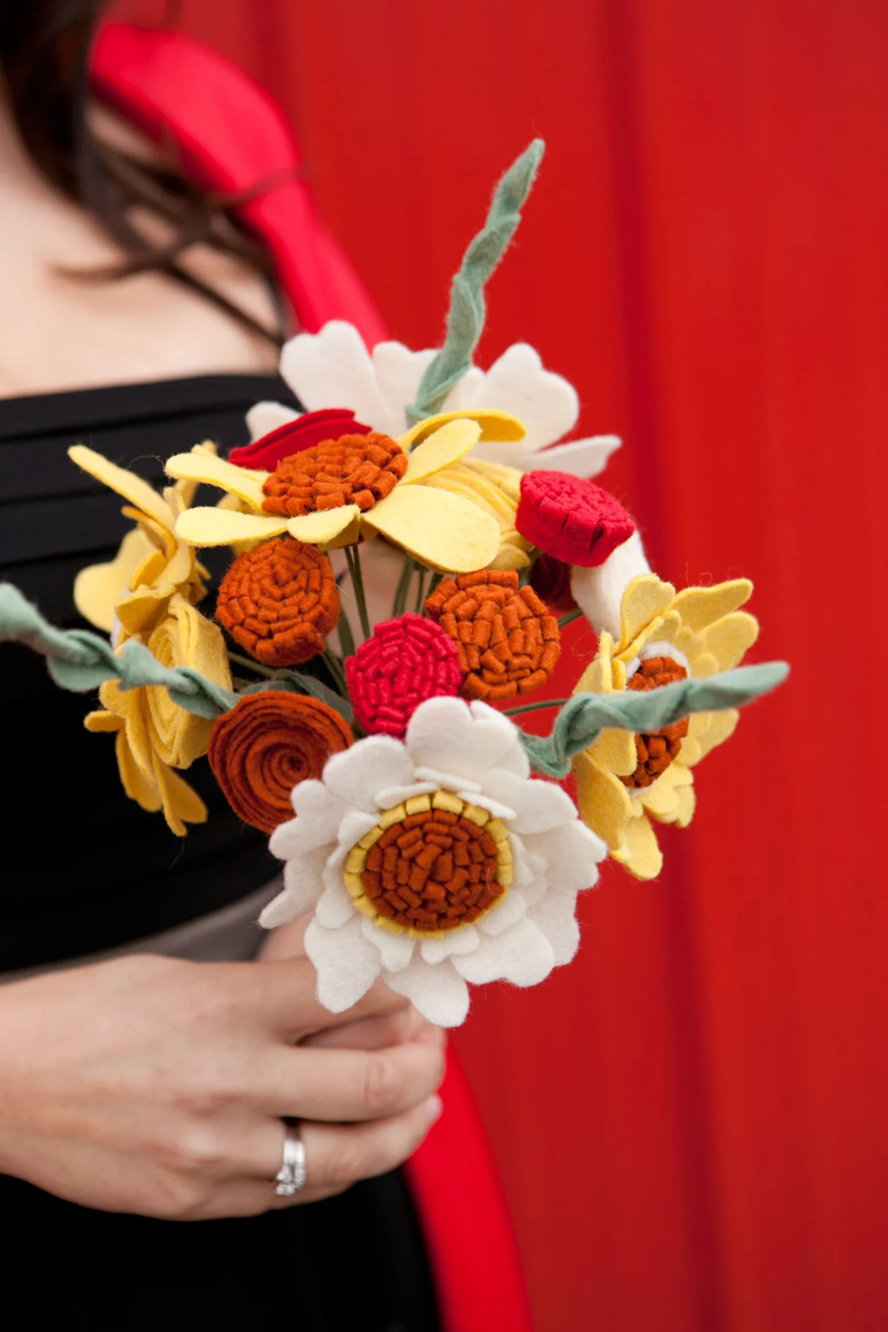 LaceHanky_Farm_Wedding_0189.jpg