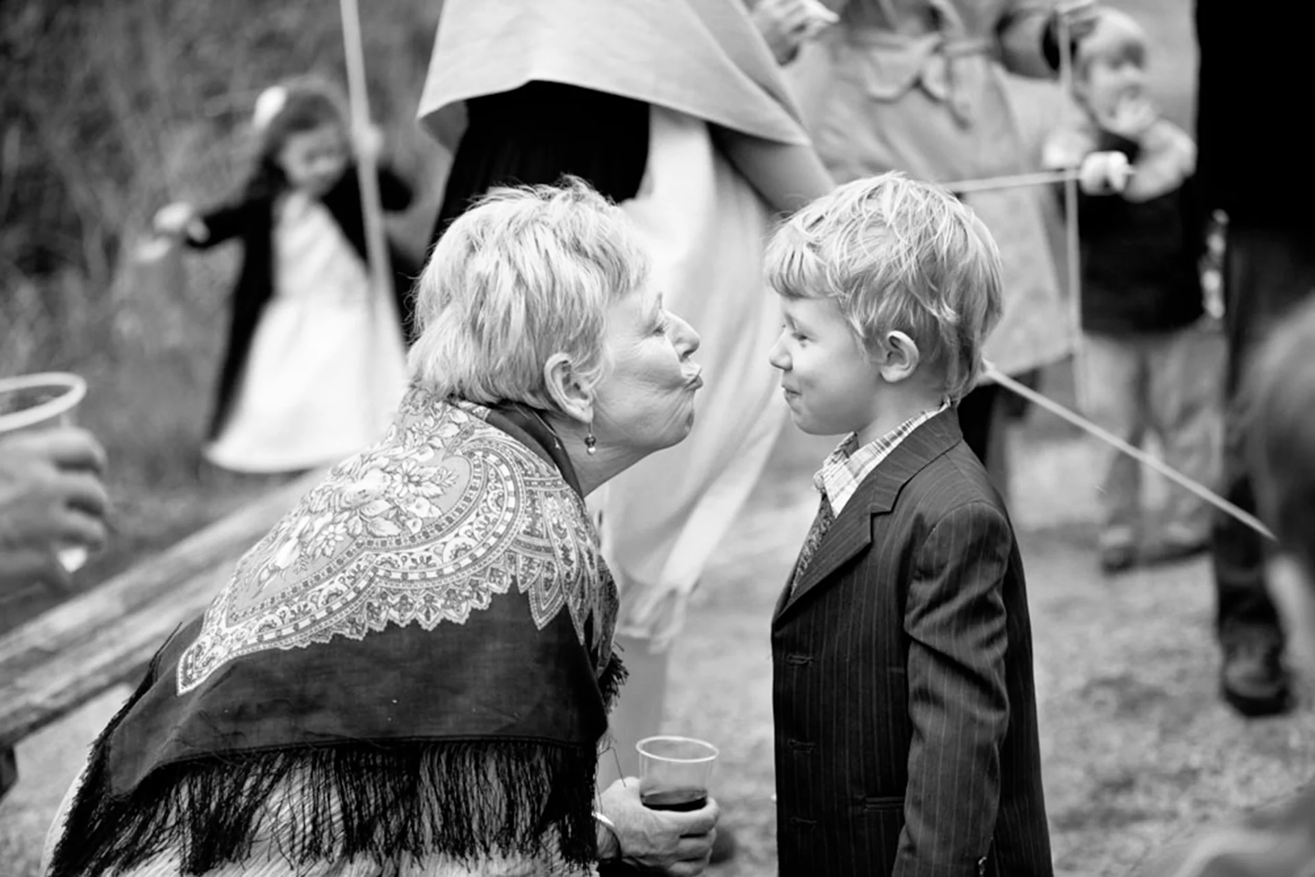 LaceHanky_Farm_Wedding_0225.jpg
