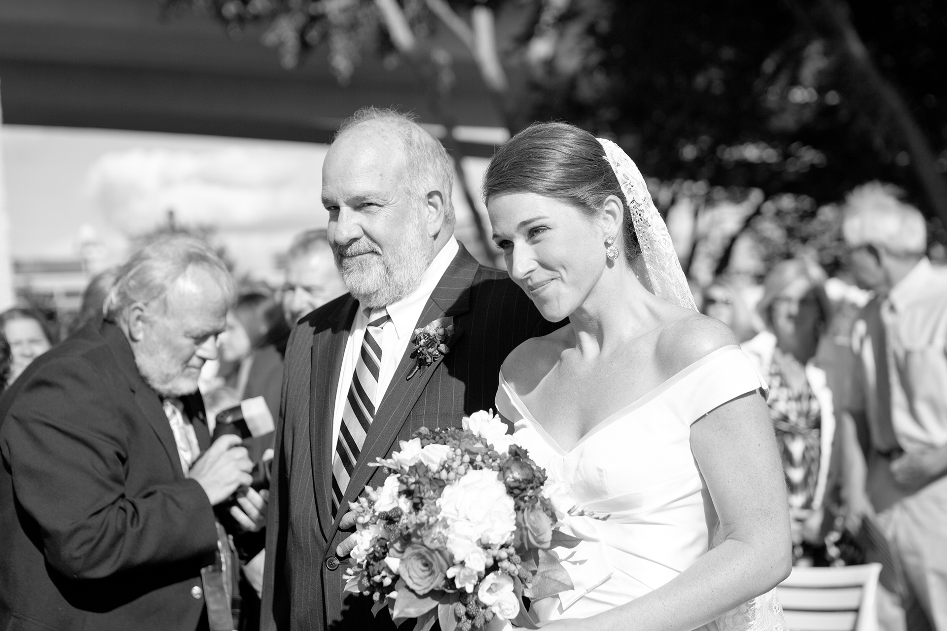 LaceHanky_City_Wedding_0023.jpg