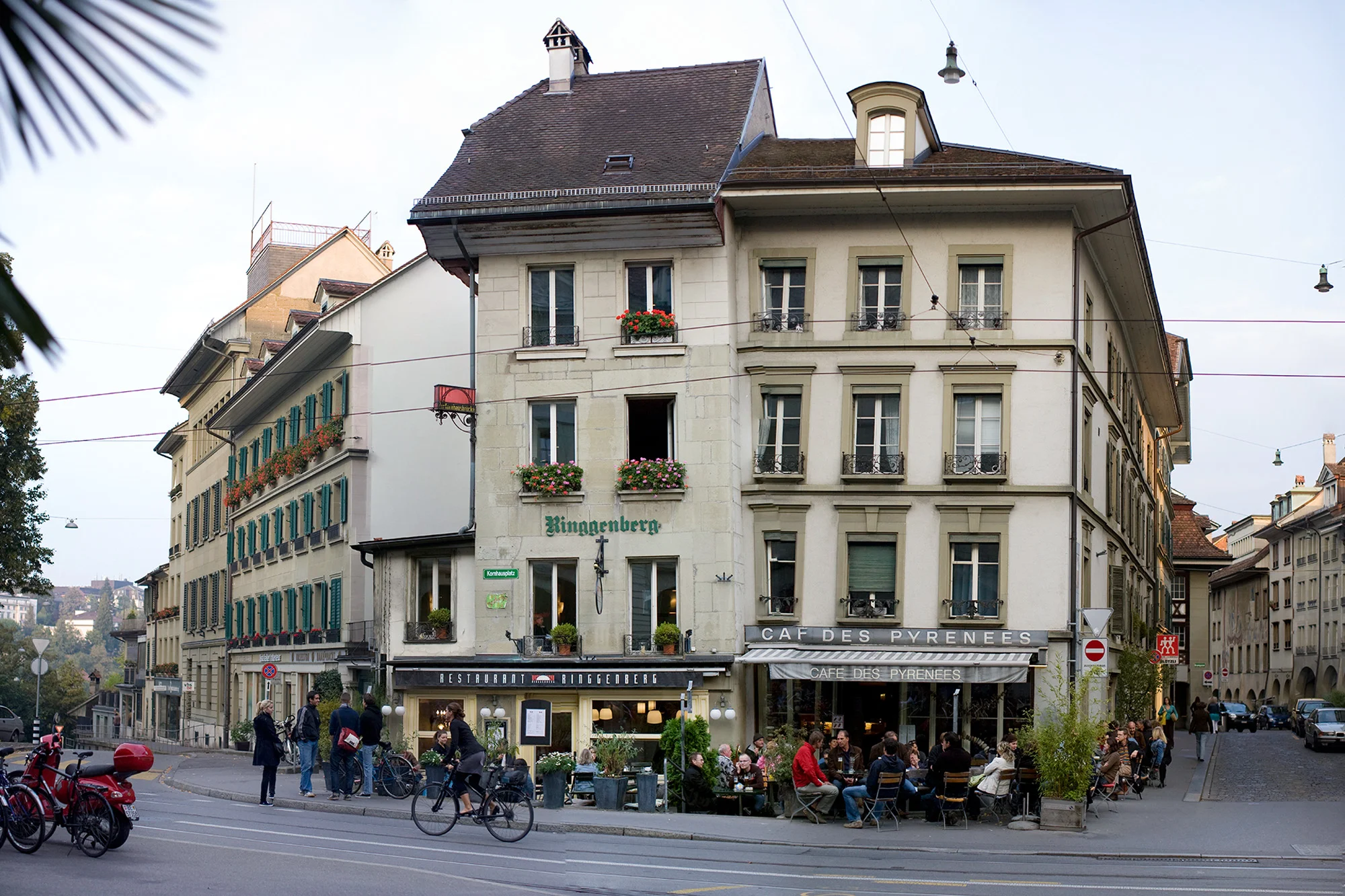 LaceHanky_SwitzerlandWedding_16.jpg