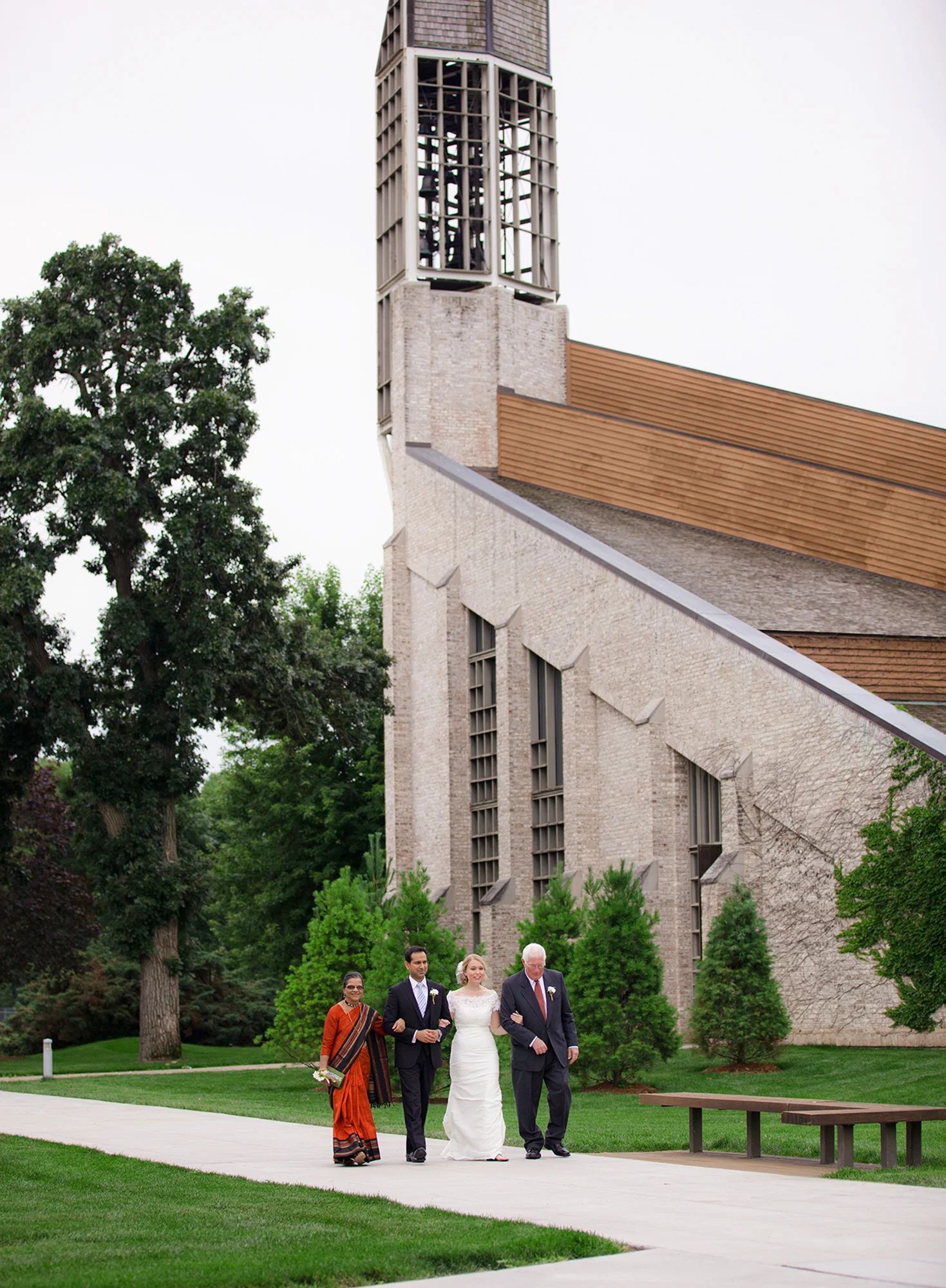 LaceHanky_SummerWeddings_005.jpg