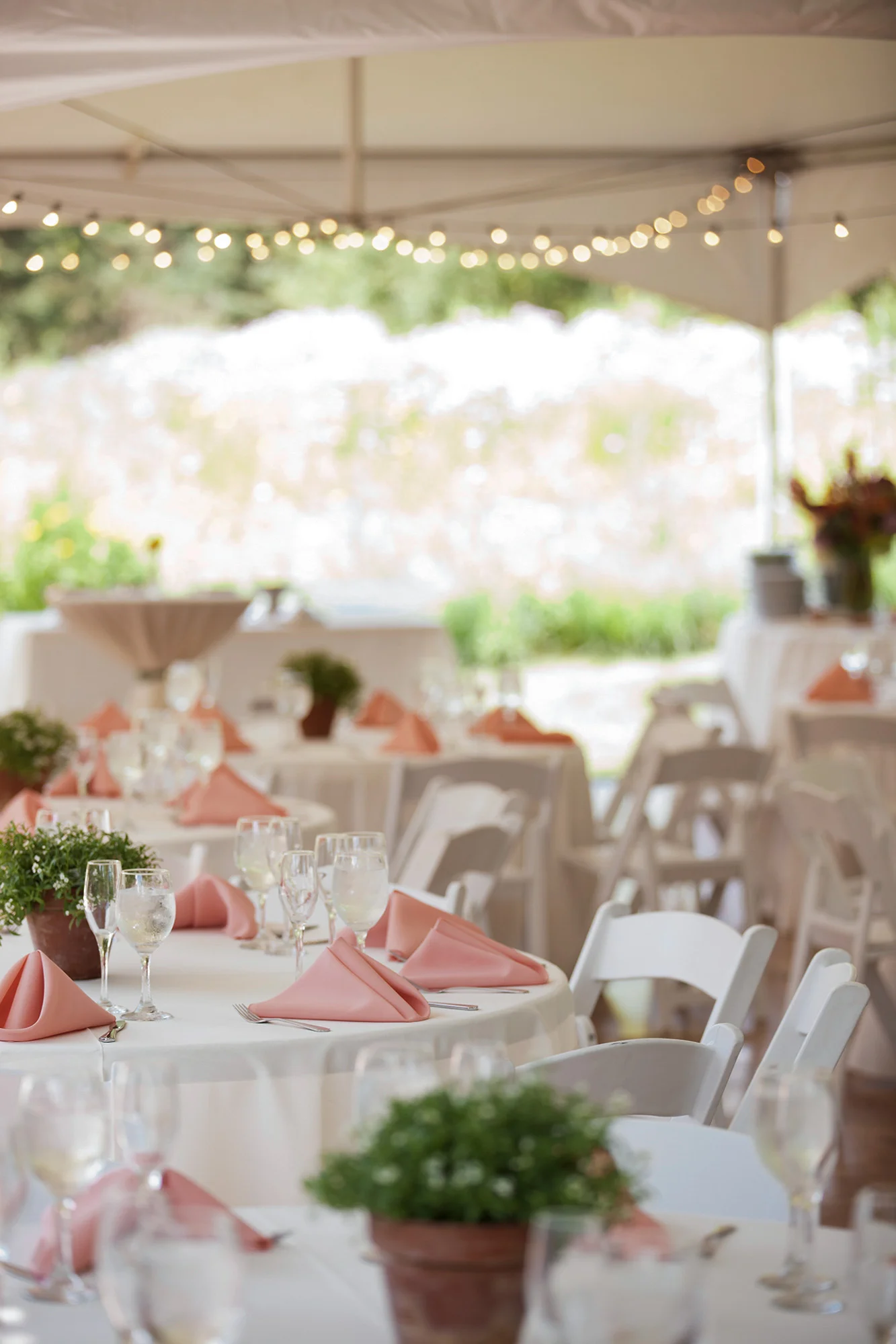 LaceHanky_SummerWeddings_013.jpg