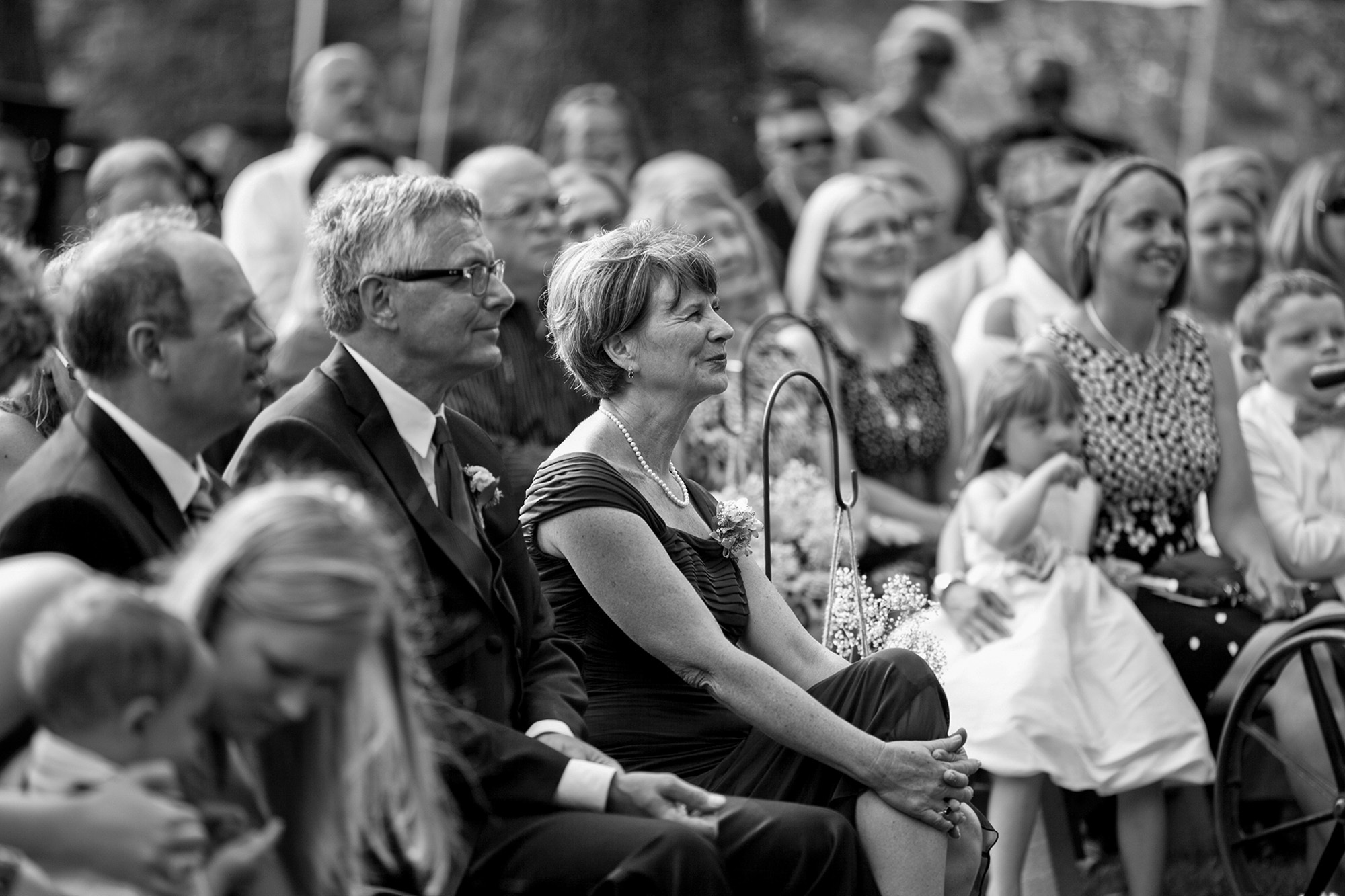 LaceHanky_Farm_Wedding_0089.jpg