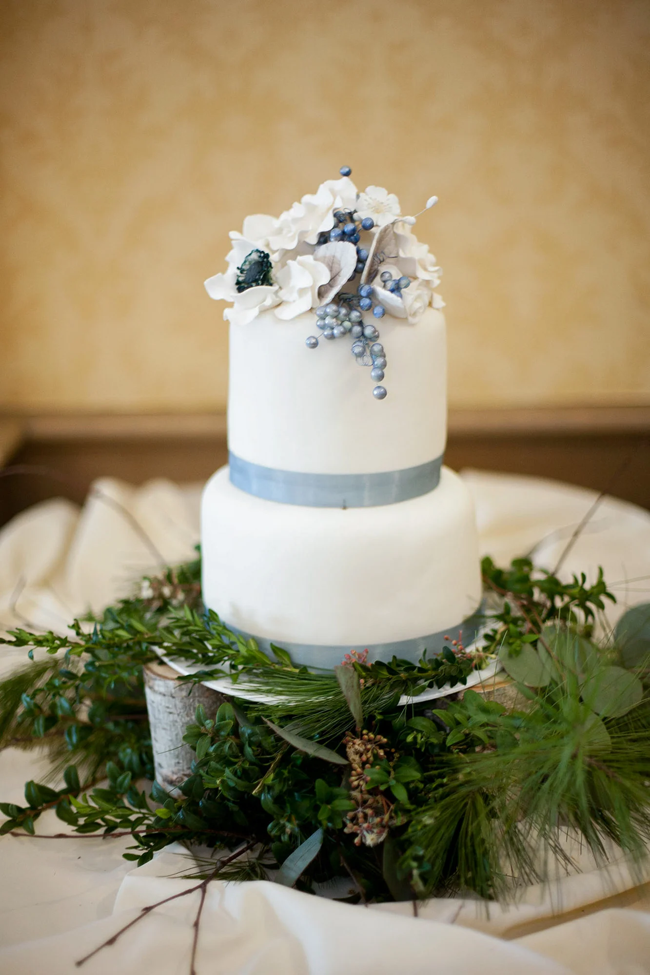 LaceHanky_WinterWeddings_041.jpg