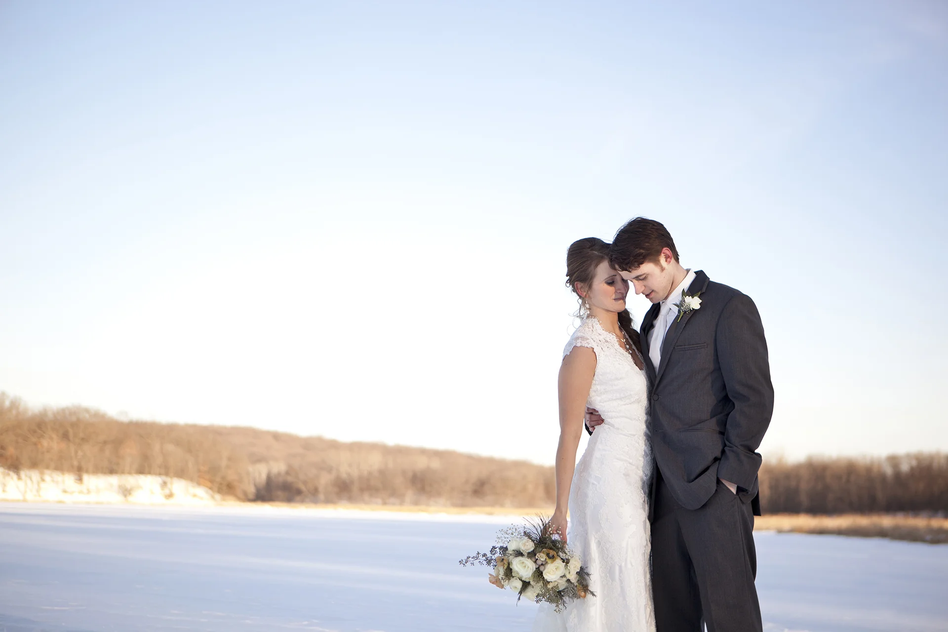 LaceHanky_Winter_Wedding_00026.jpg