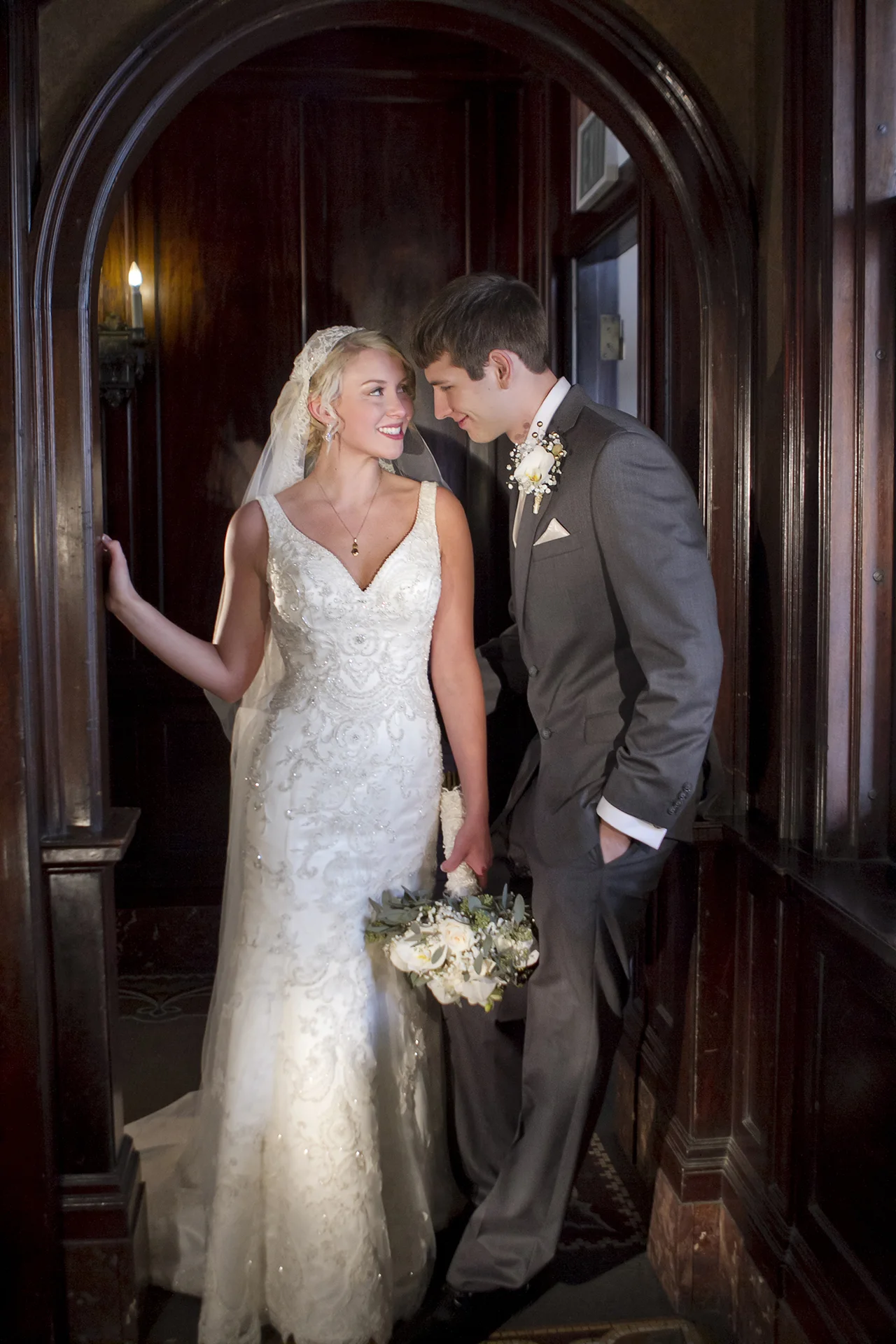 LaceHanky_Classic_Wedding_00023.jpg