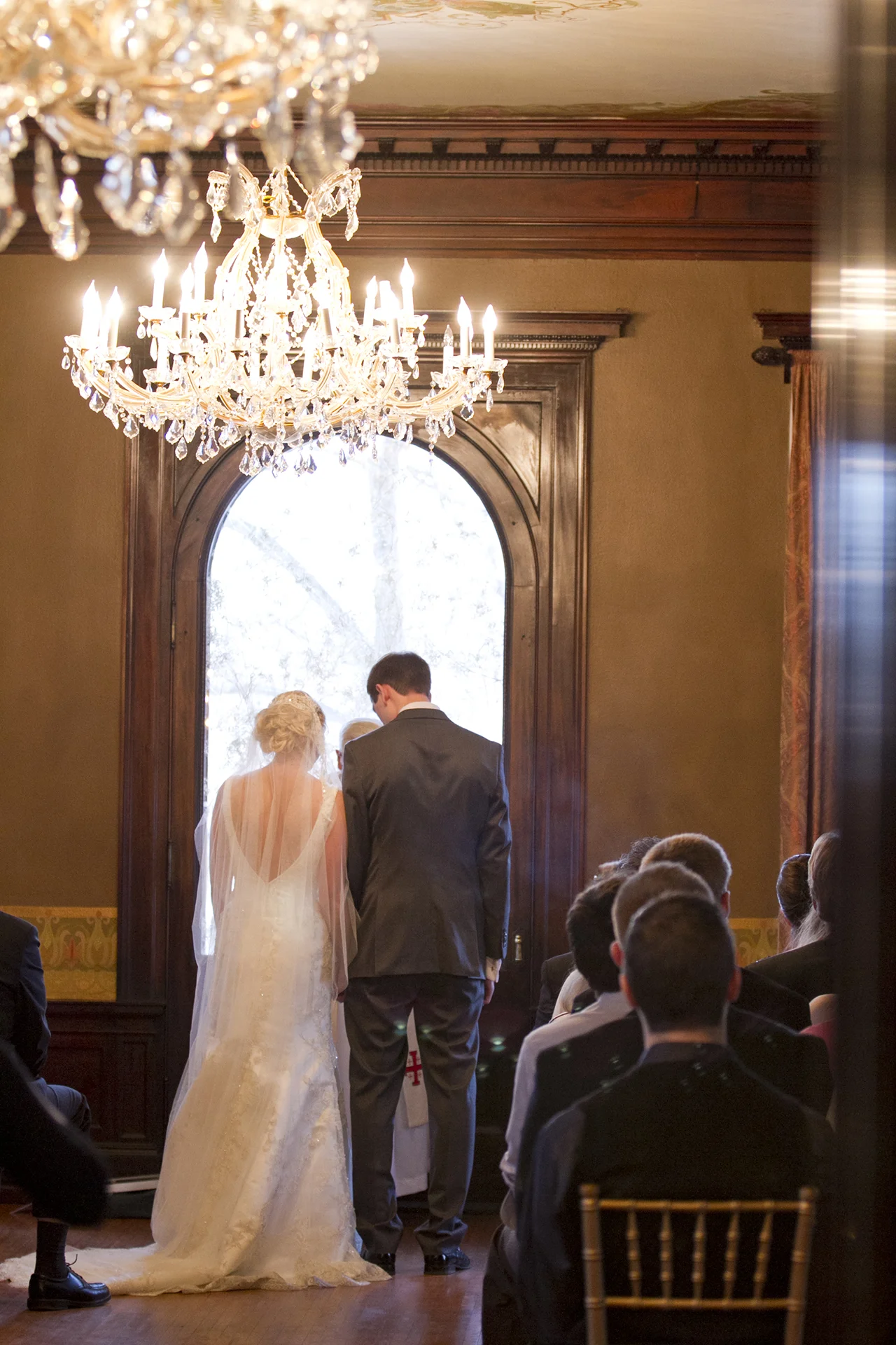 LaceHanky_Classic_Wedding_00033.jpg