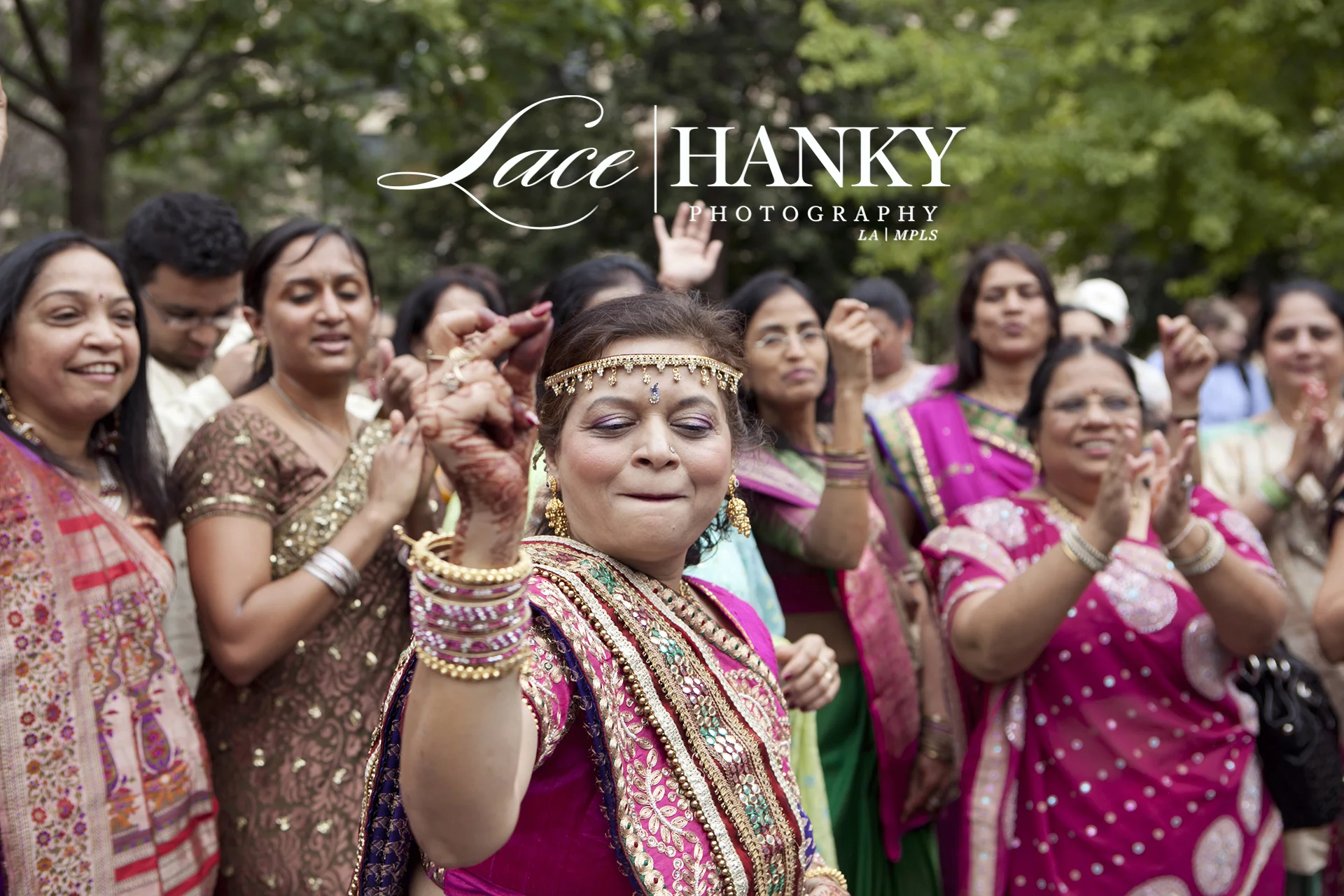 LaceHanky_Weddings_Home_007.jpg