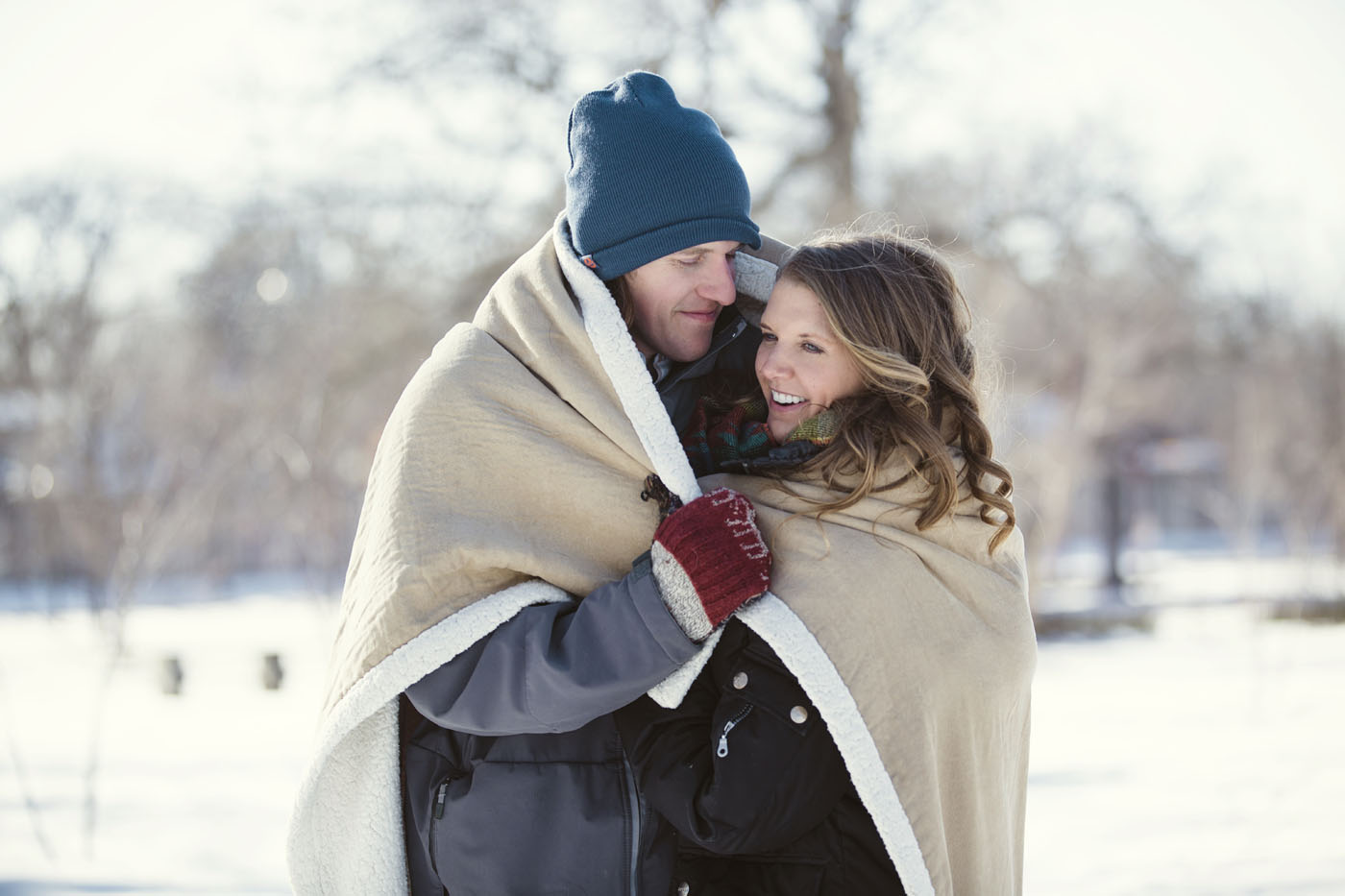 Dangerous_Man_Engagement_Shoot_LaceHanky_0014.jpg