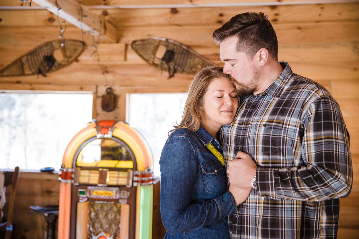 LaceHanky_Wisconsin_Engagement_022.jpg