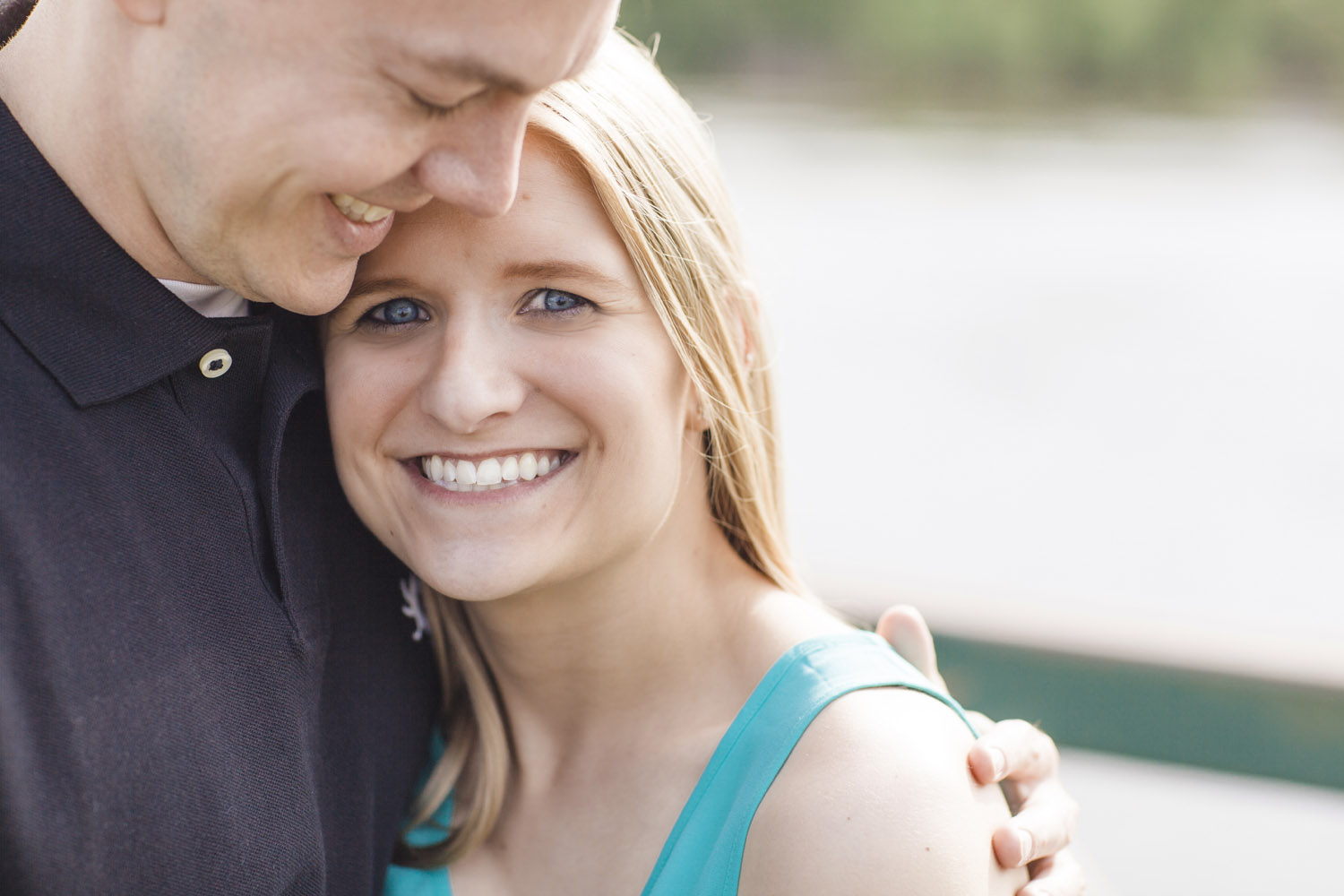 _LaceHanky_Minneapolis_EngagementPhotos_016.jpg