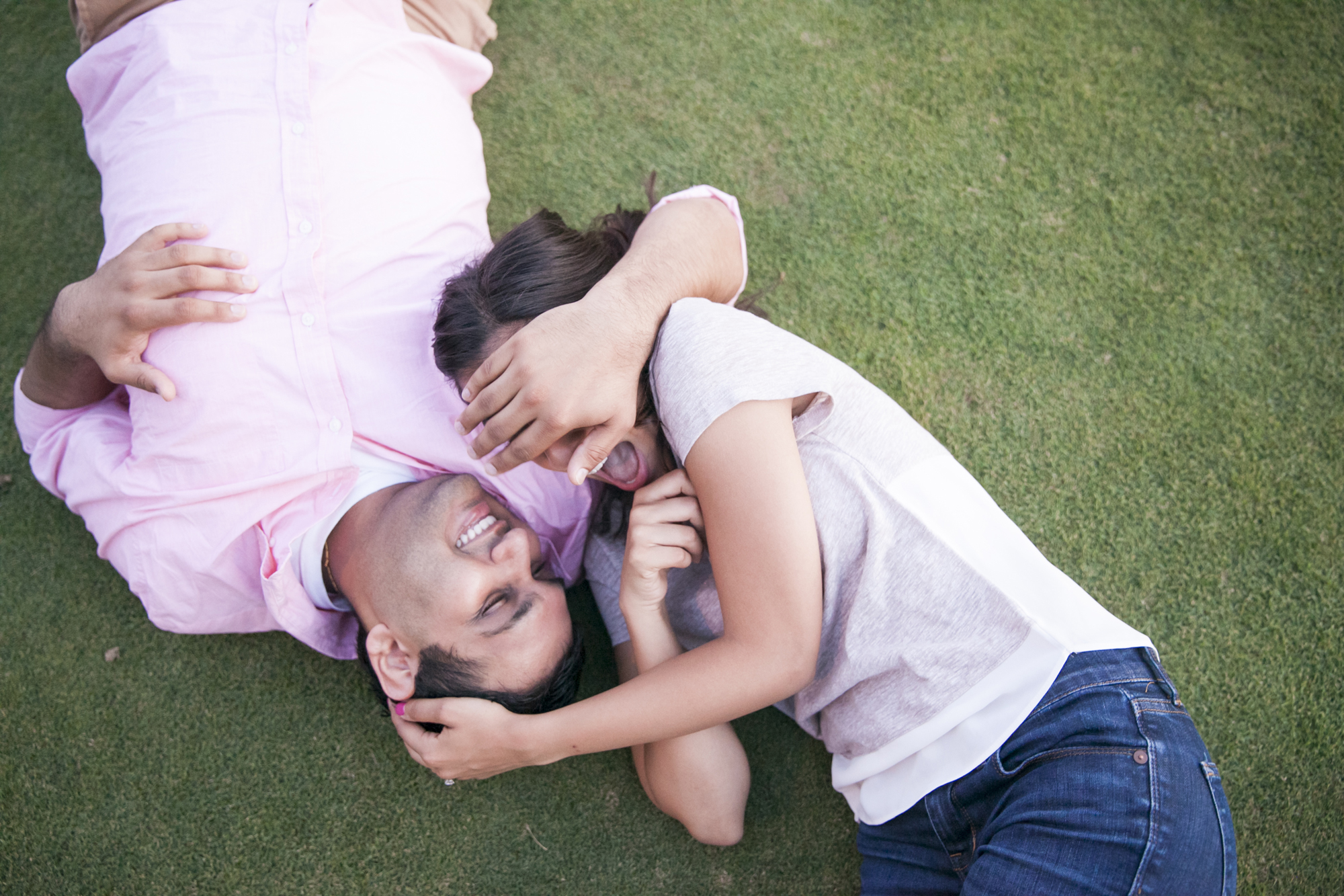 centennial_lake_edina_engagement_06.jpg