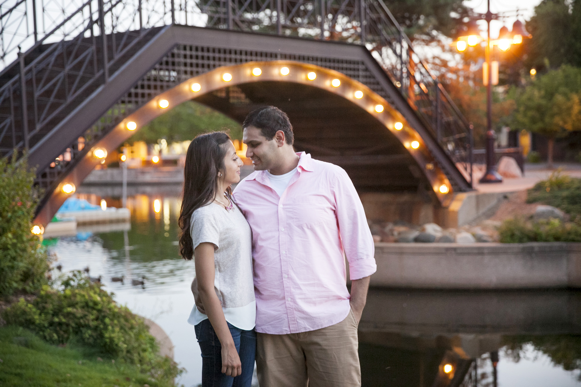 centennial_lake_edina_engagement_24.jpg