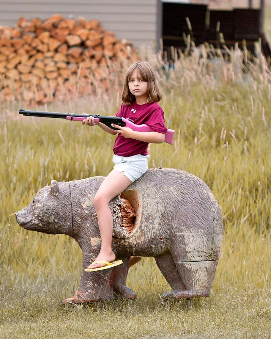 o_GirlWithPinkBBGun_BOW_016.jpg