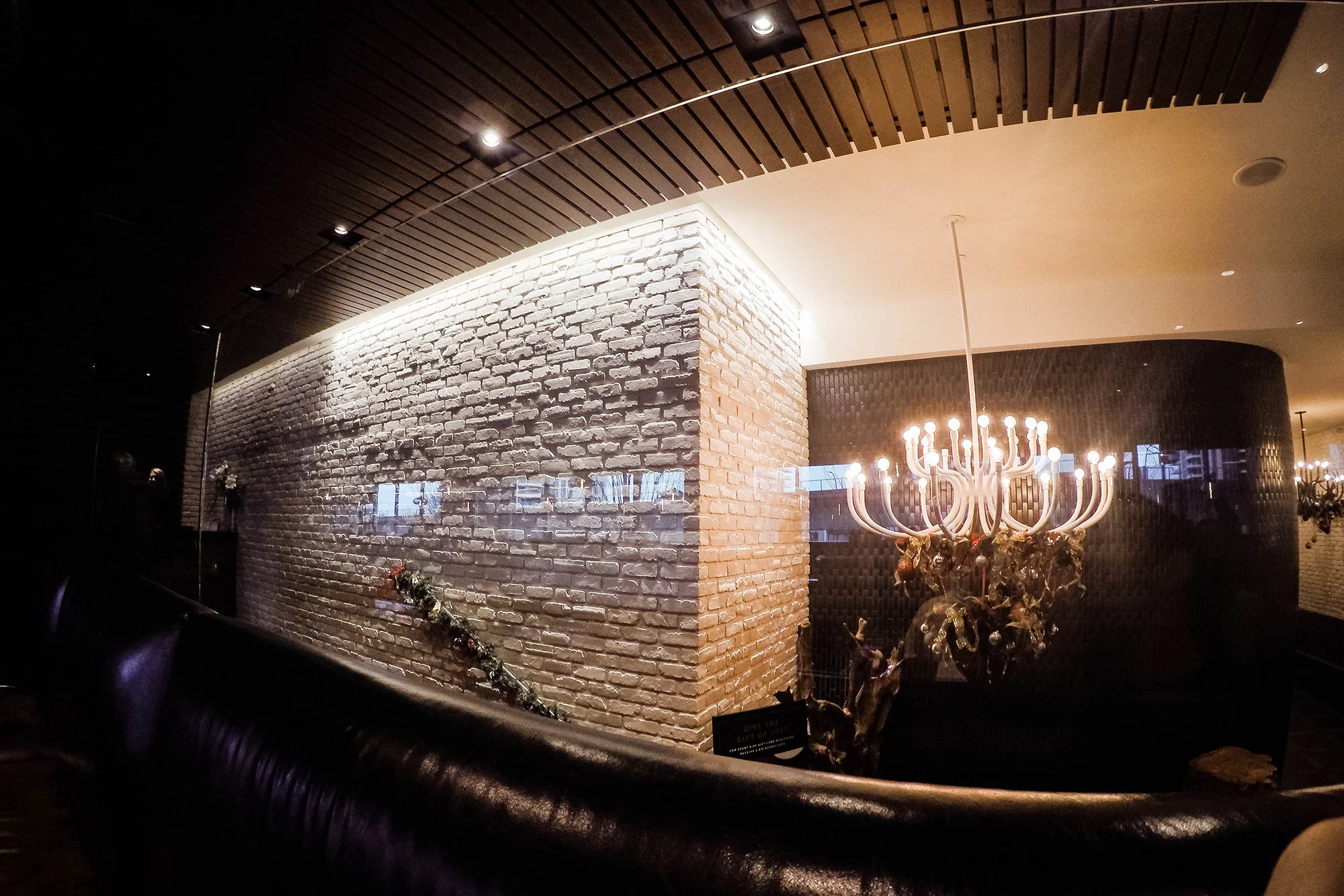 171130-AzBday_08_bl.jpg