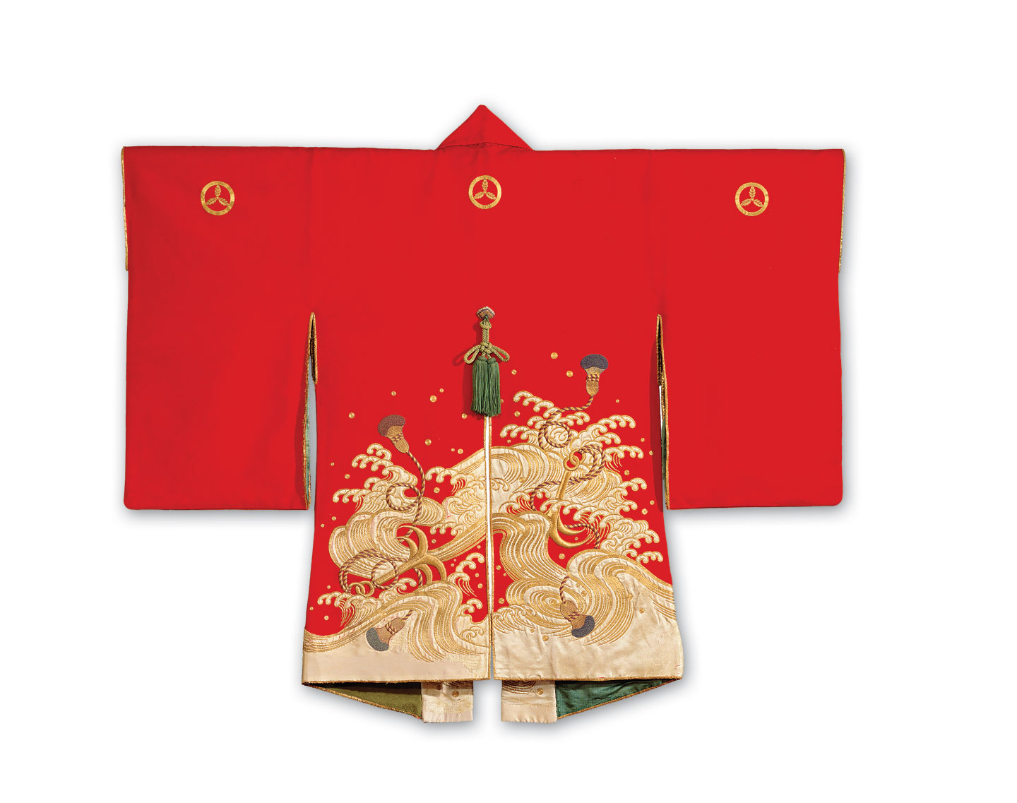 FIREFIGHTER’S CEREMONIAL COAT of wool with gold- and silk-thread, Japan, eighteenth-nineteenth century, Edo period. Photograph by John Bigelow Taylor . All photographs provided by Museum of International Folk Art, Santa Fe, New Mexico.