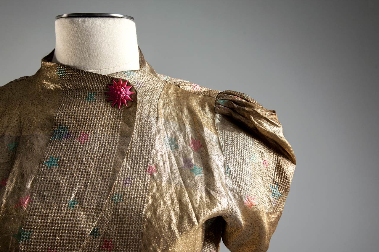 “ZODIAC” EVENING DRESS and detail by Elsa Schiaparelli, Winter 1938–39. Gift of Mrs. Rodolphe Meyer de Schauensee. All photographs by Michael J. Shepherd, courtesy of Drexel University.
