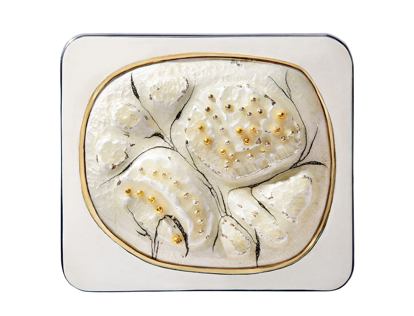 LILYAN BACHRACH. Brooch of enamel on fine silver, twenty-four karat gold granulation, eighteen karat gold bezel, and sterling silver, 6.4 x 7.0 x 1.3 centimeters, circa 1980. 