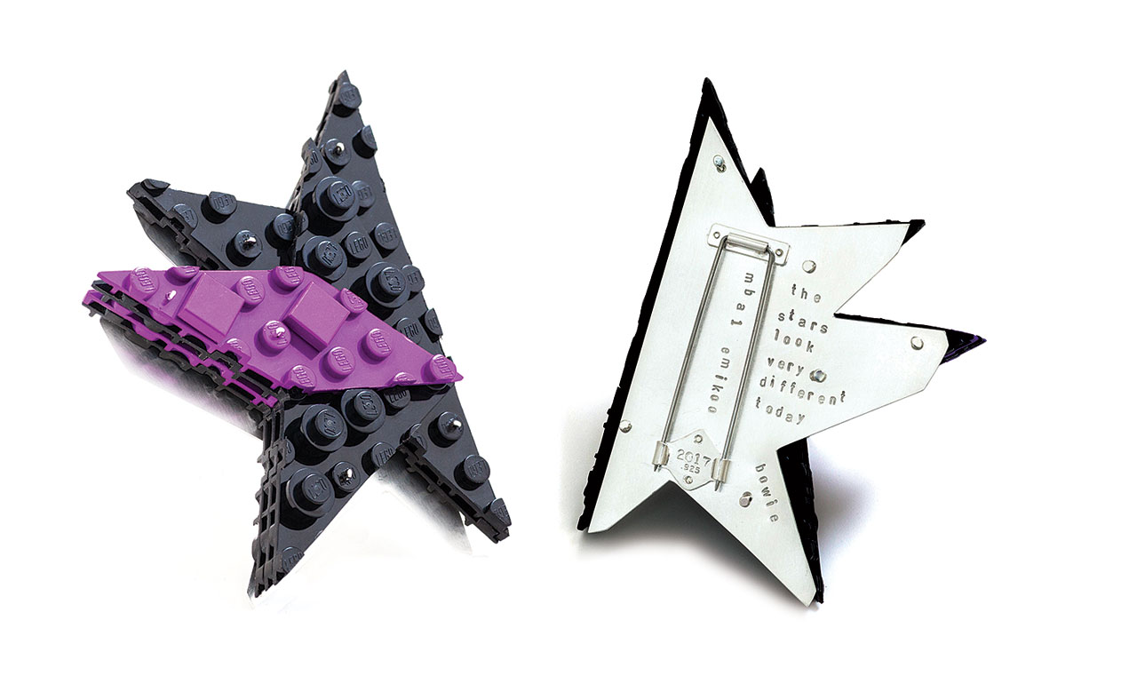 MOONBEAM ANTHEM 1: BOWIE (obverse, reverse) by emiko oye of LEGO in fine and Argentium silver, and stainless steel pin. 10.8 x 9.53 x 2.54 centimeters. Photograph by Daniel Fox, Lumina Studio.