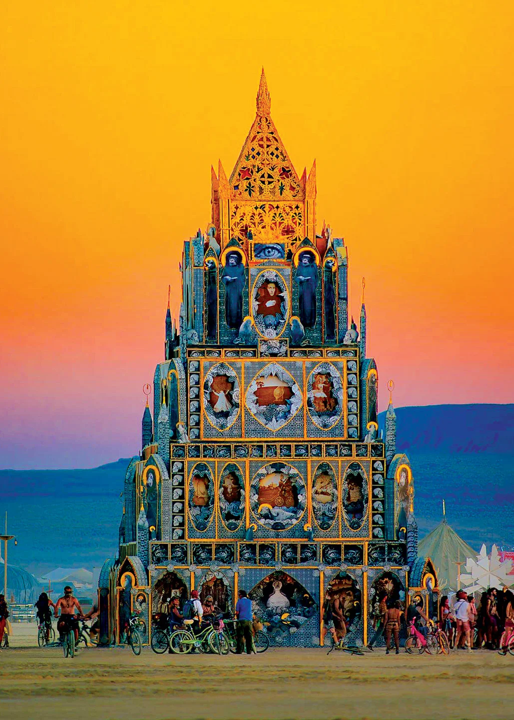 TOTEM OF CONFESSIONS by Michael Garlington and Natalia Bertotti at Burning Man, 2015. Photograph by Michael Holden, courtesy of the Renwick Gallery.