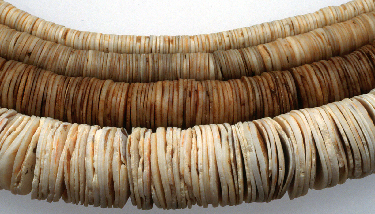 Clamshell heishi of various sizes from the African trade, some of which are made from the giant land snails of Africa. RKL