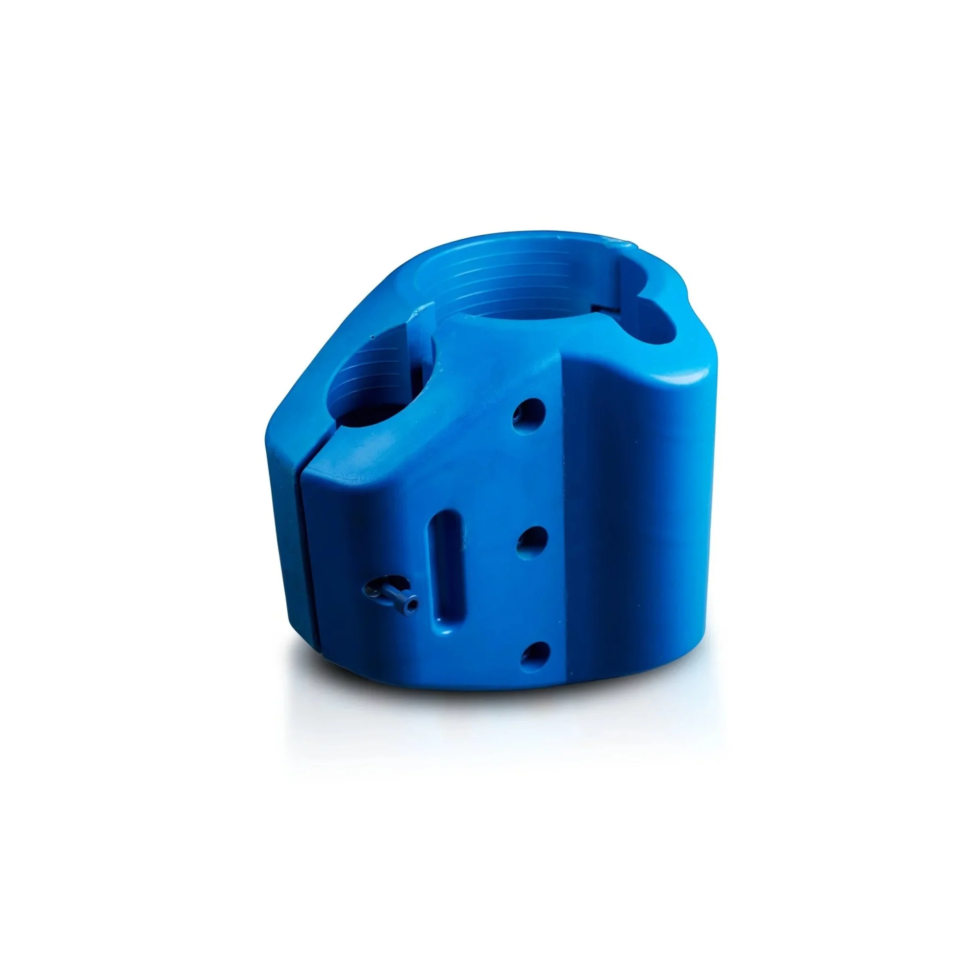 Blå plastikklemme med flere hull og justeringsmekanismer.