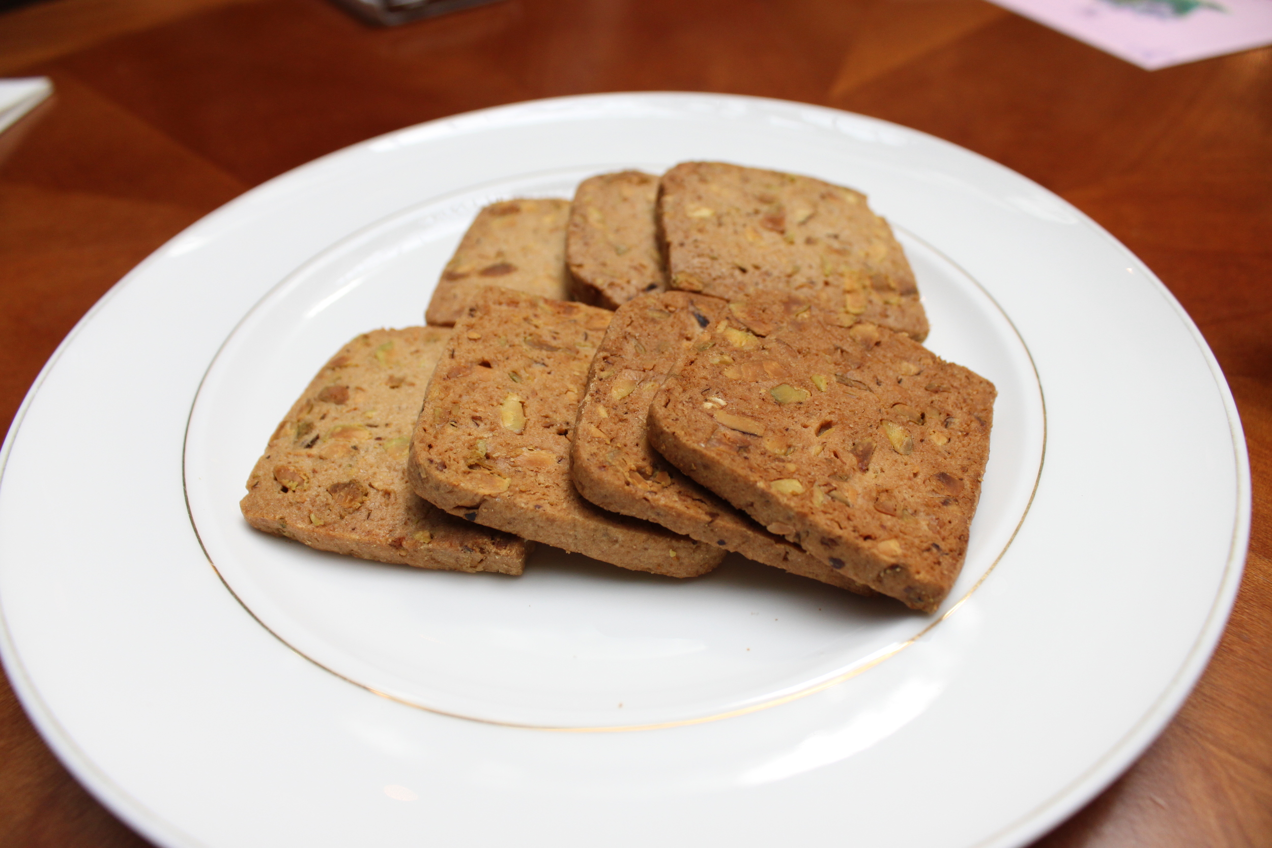 Till this day, these tea cookies are still my all time favorite in Shanghai - even brought a few packs back with me to snack on during finals week. 