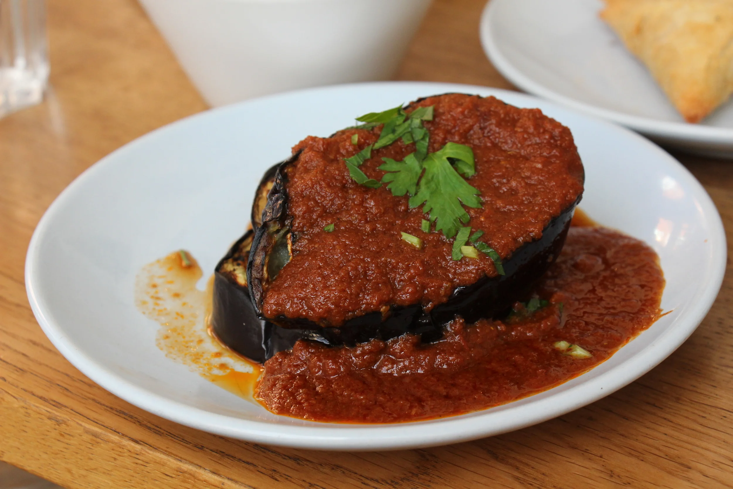 Grilled Aubergine with Garlic Tomato Sauce 