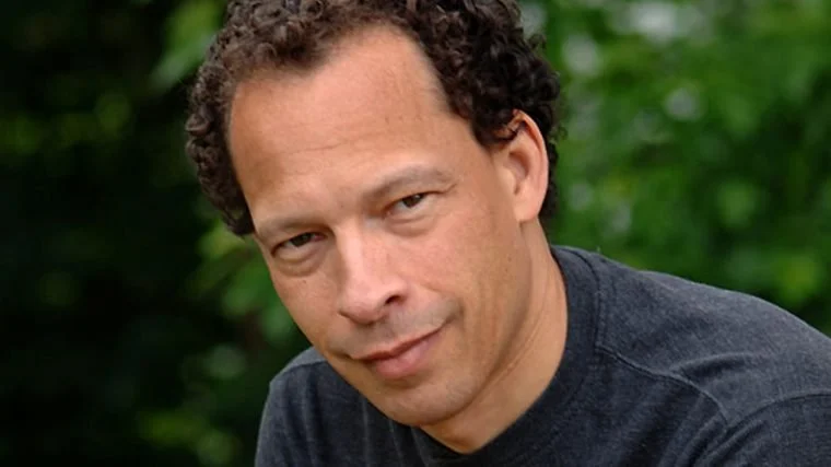 What has Lawrence Hill been reading?