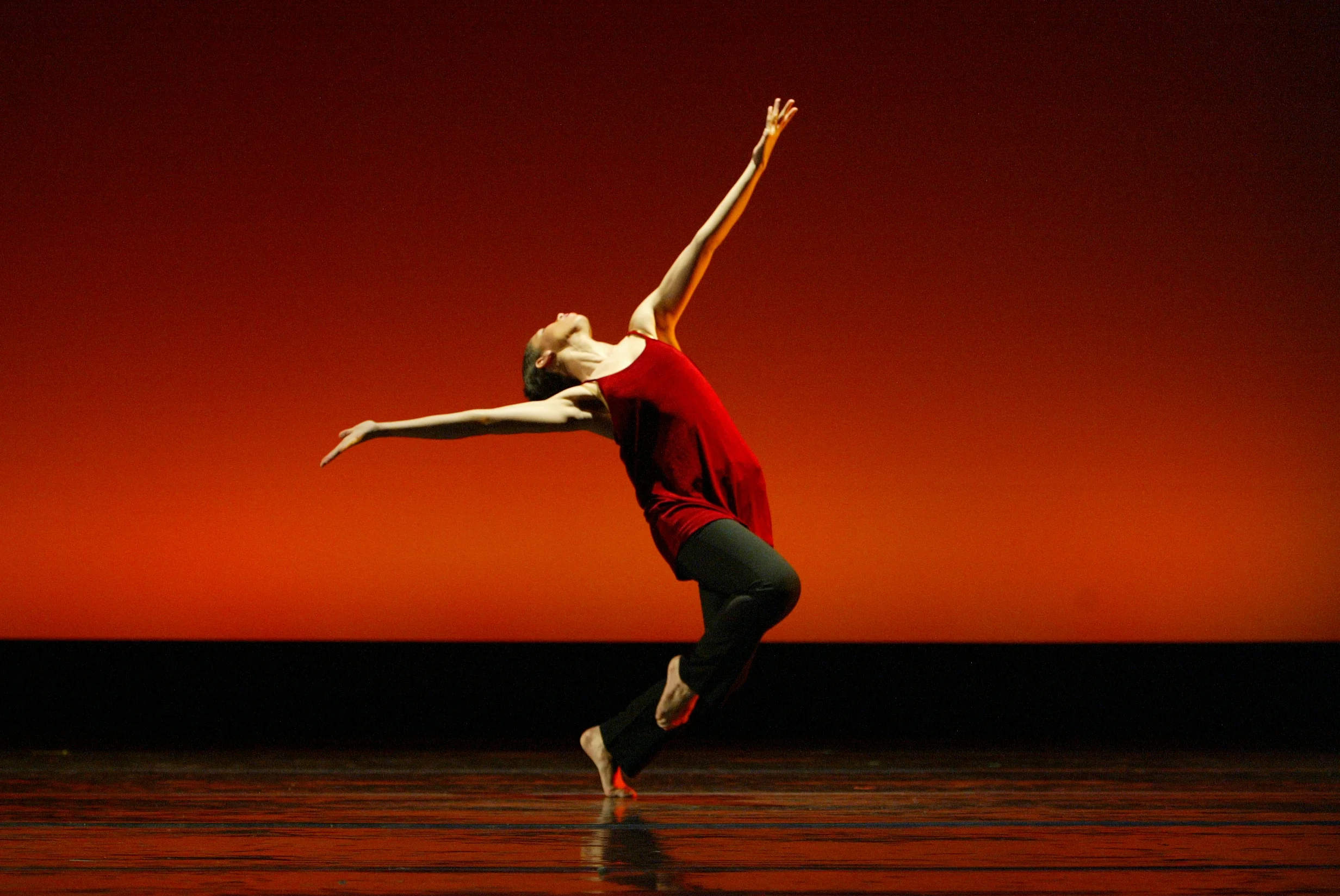 109702.5-3.DukeDance436.JPG