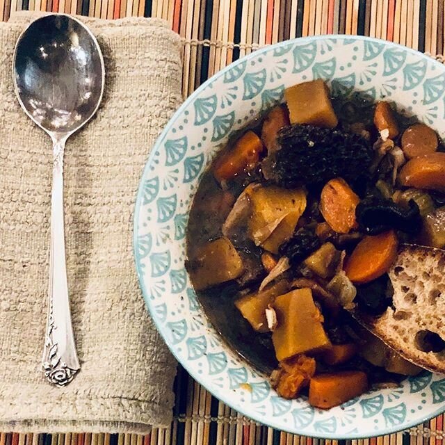 Here&rsquo;s to LOVE ❤️ We celebrate with a beautiful hearty stew with dried morels, black trumpets, shiitake and chestnuts. Complimented by delicious sour dough from @raleighstreetbaker 
Happy Valentine&rsquo;s Day mushroom lovers!

#eatwell
#celebr