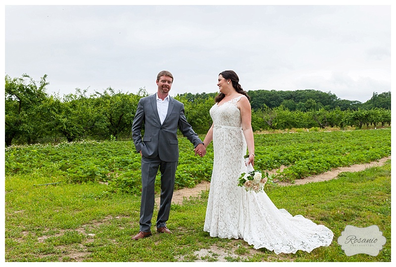 Rosanio Photography | Smolak Farms Wedding | Massachusetts Engagement and Wedding Photographer_0040.jpg