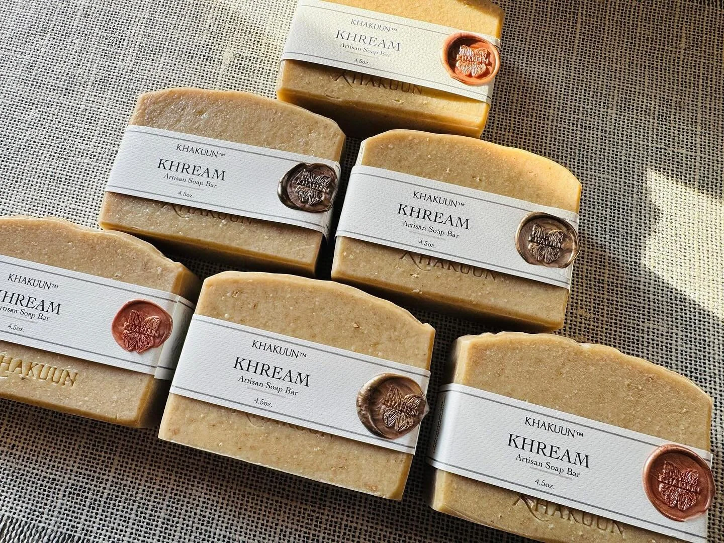 Southaven MS&hellip;.Arriving Now!📦

Khream&hellip;.Oatmeal, Coconut Milk, and lots of creamy skin soothing bubbles. 🫧 🫧 🫧 

Shop Micro Small @ KHAKUUN.CO

#Khakuun #ArtisanSoySoapsStones