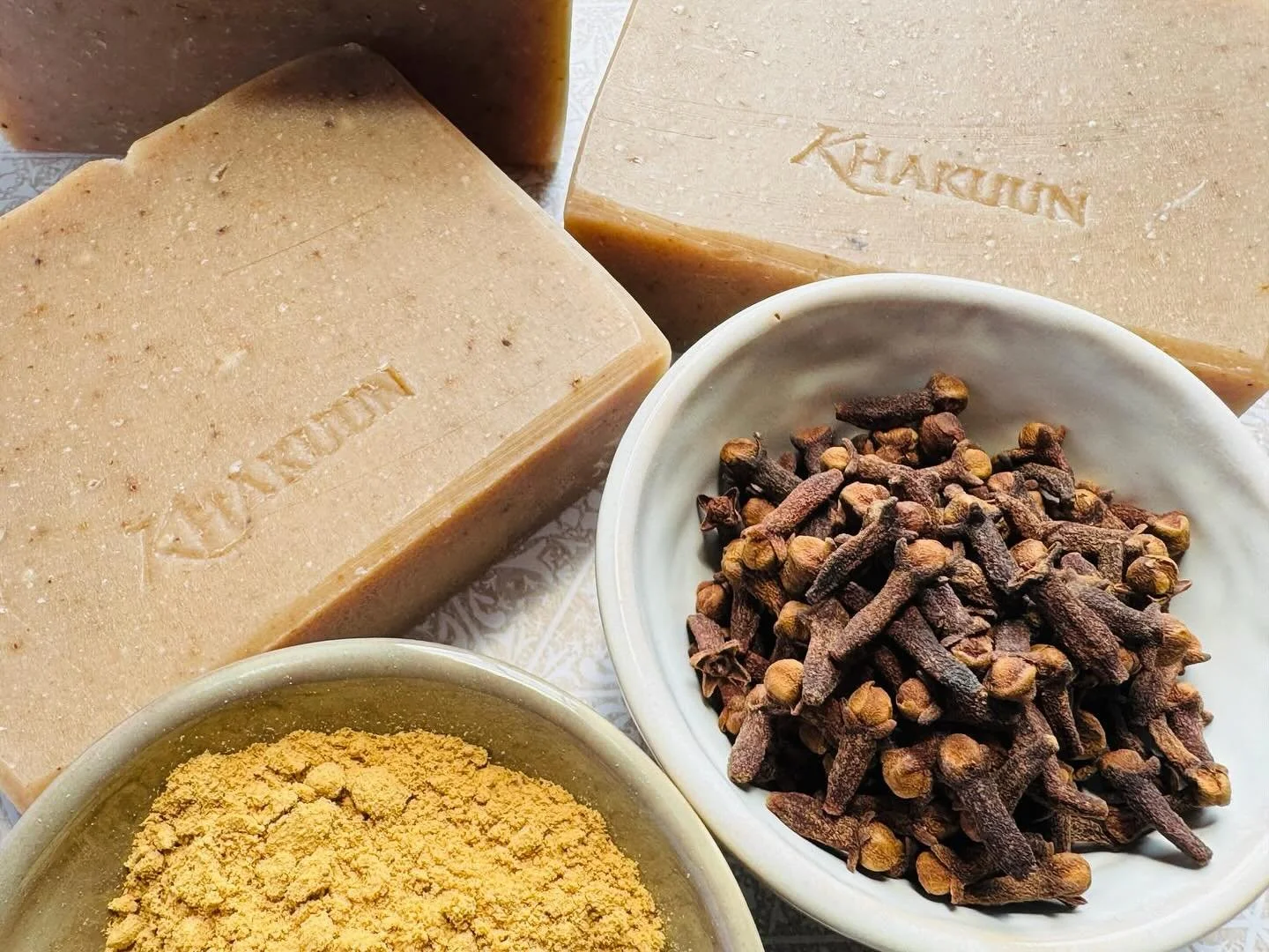 ZANZIBAR🫚&hellip;. invigorating, warm and aromatic exotic moisturizing cleanser with therapeutic skin properties; circulation, anti-fungal, exfoliation and more &hellip; with ground Cloves, Ginger, and Orange Zest! 

Shop &amp; Share 24/7 at KHAKUUN