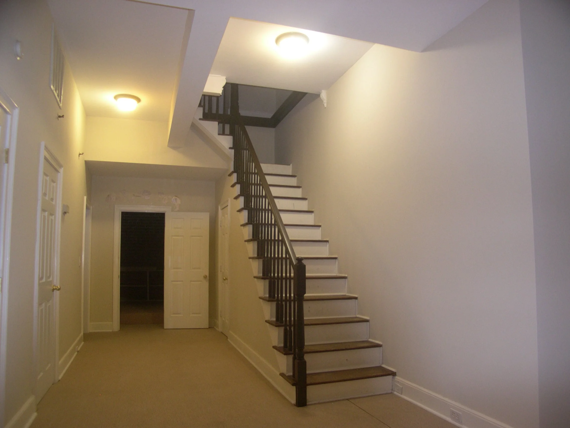 10 R Downstairs 3.JPG