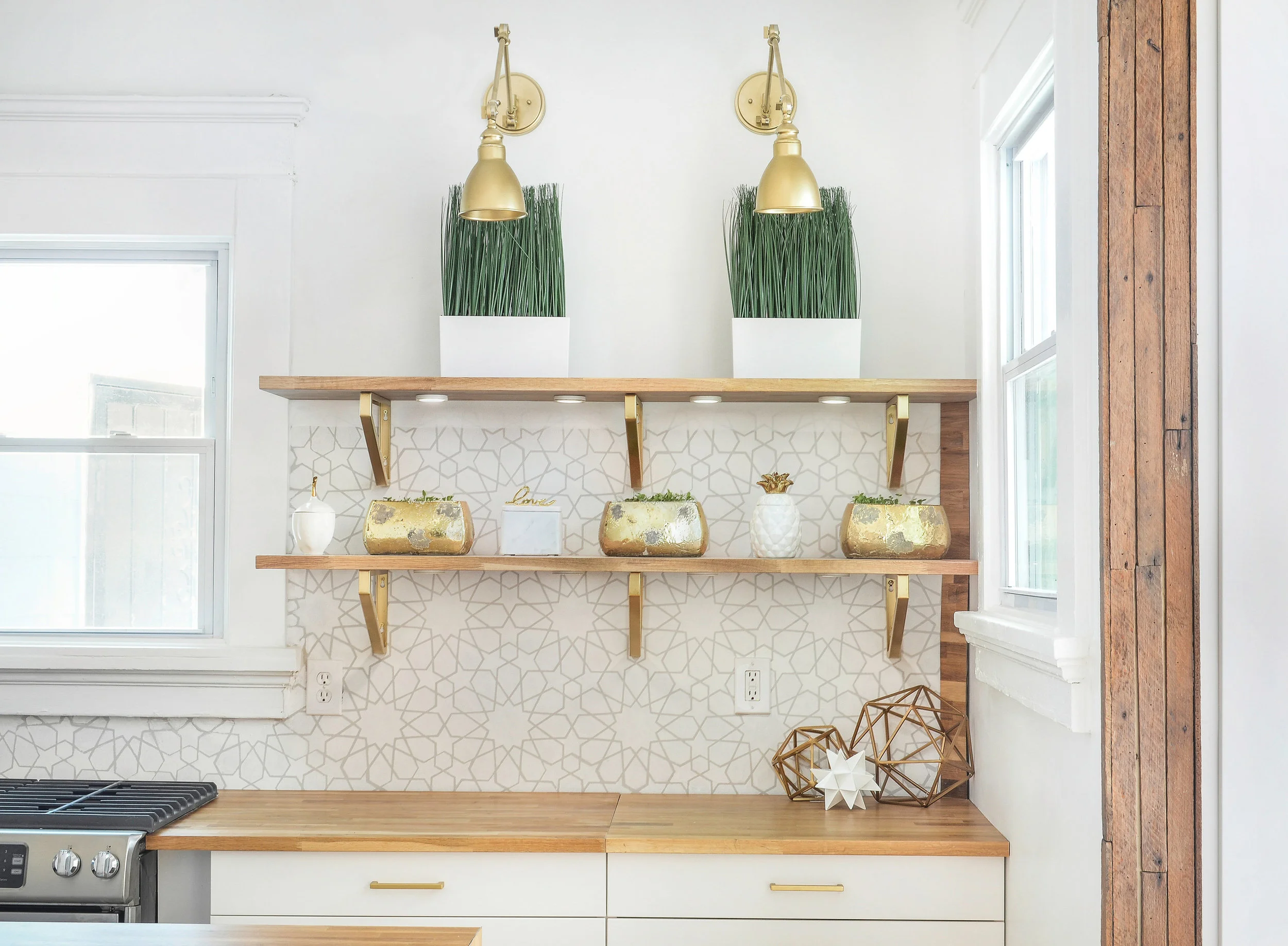 Kitchen2.jpg