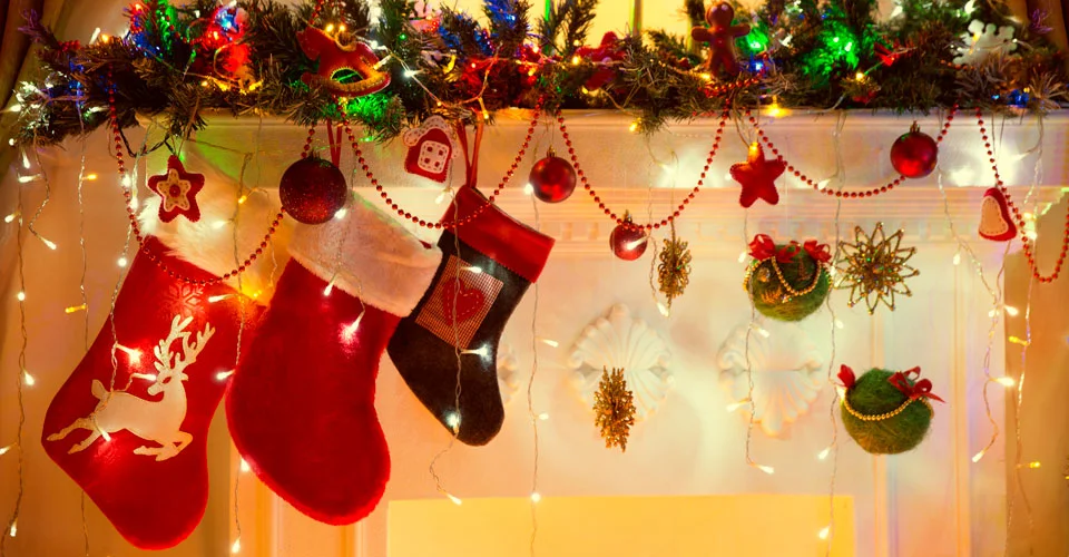 Sparkly-Light-Stocking-Stuffers.jpg