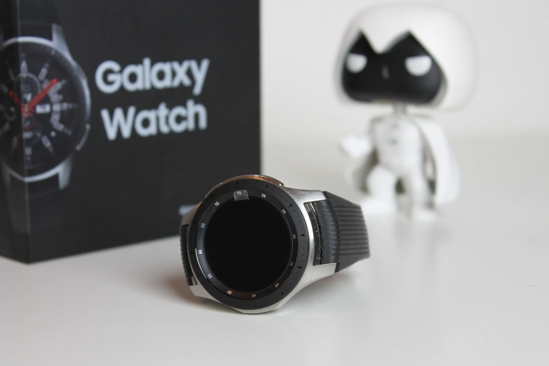 Hardware Breakdown Presents: My Very Own Samsung Galaxy Smartwatch