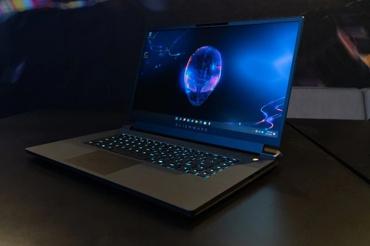 Alienware Announces The World's Most Powerful Laptop: m17 R5 AMD Edition