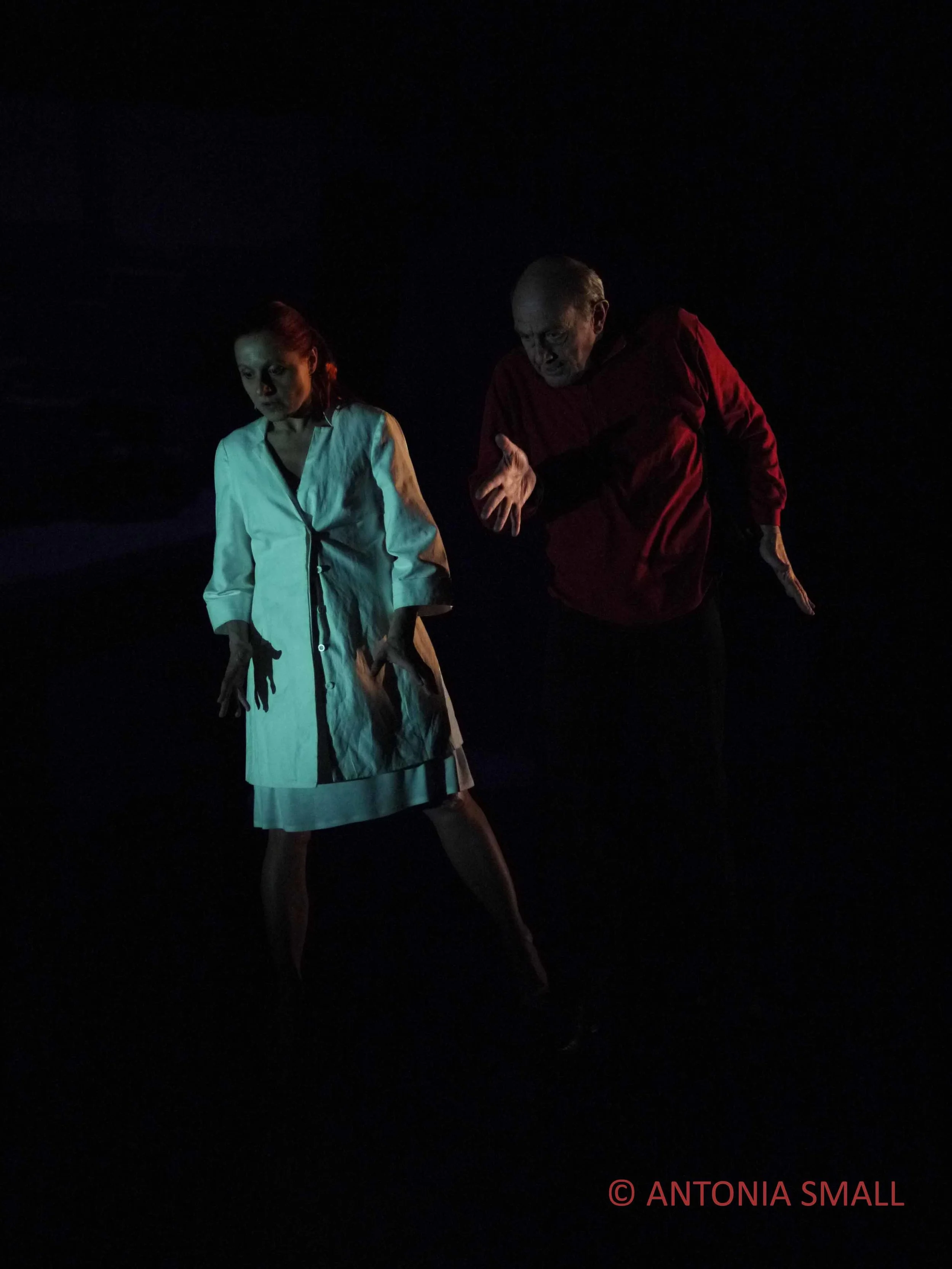 Esther Mollo rehearsing with Yves Marc