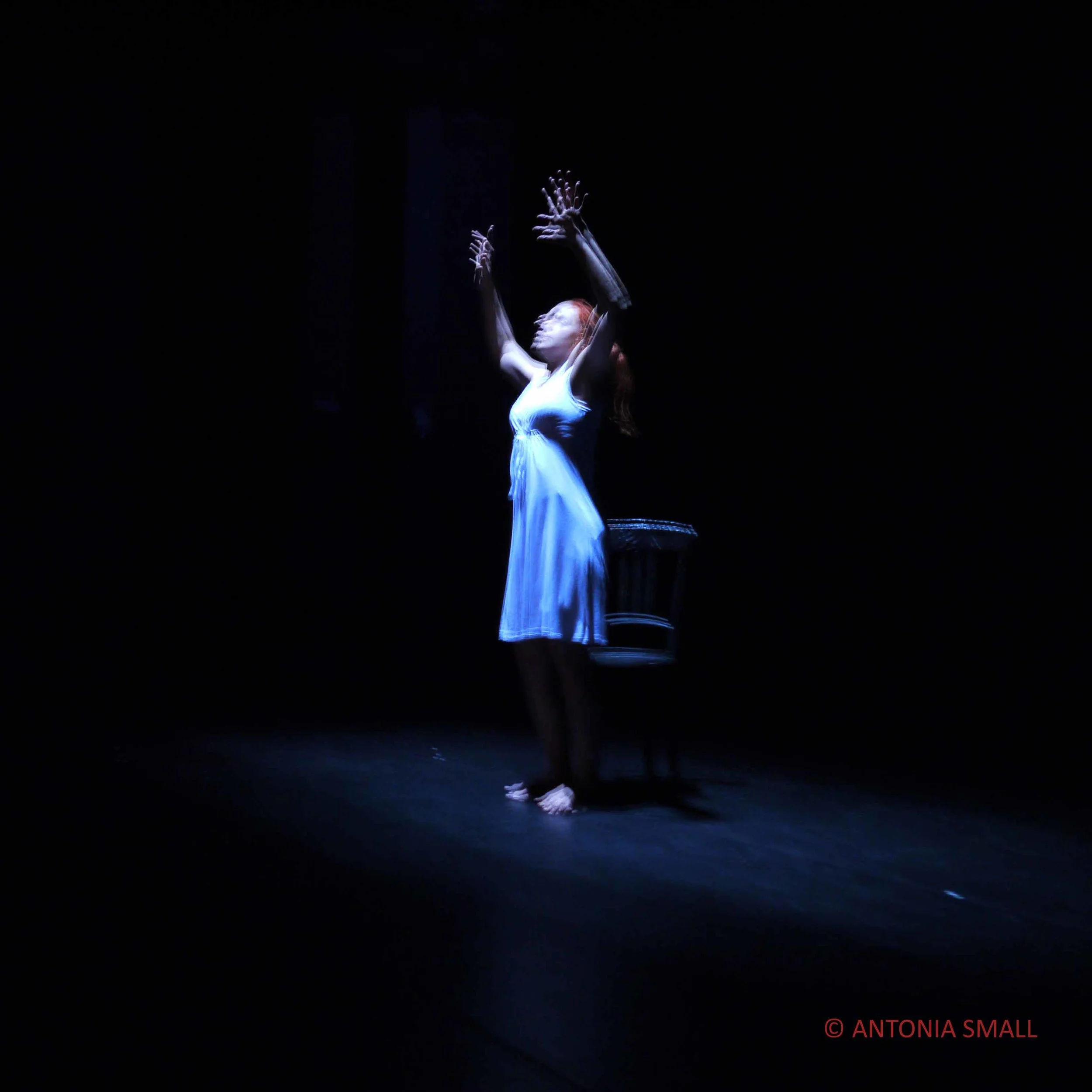 Esther Mollo as Mary Shelley