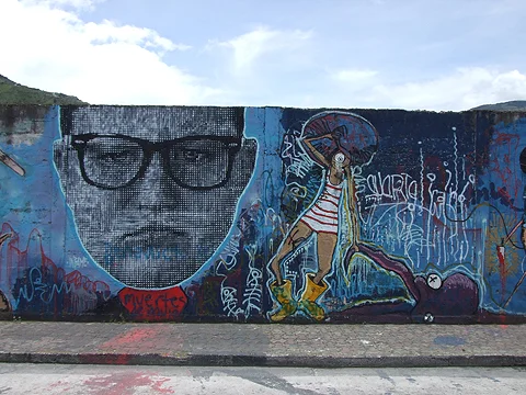 banos-ecuador-grafitti-5