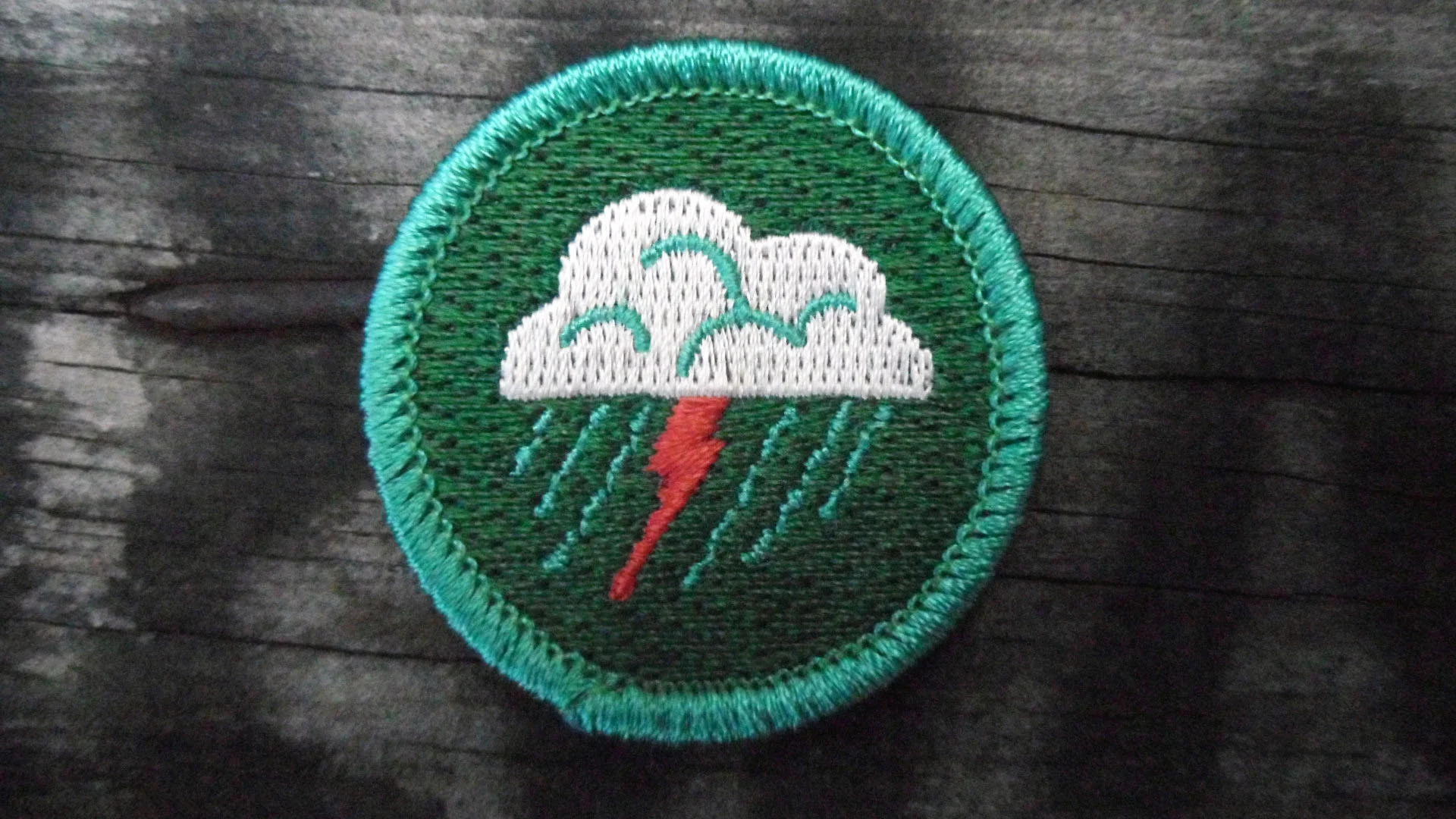 cloudspotter bage - front.jpg