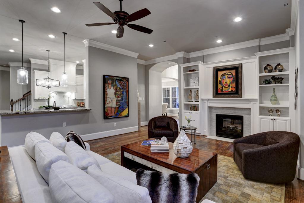 1430 Woodcrest- Den .jpg