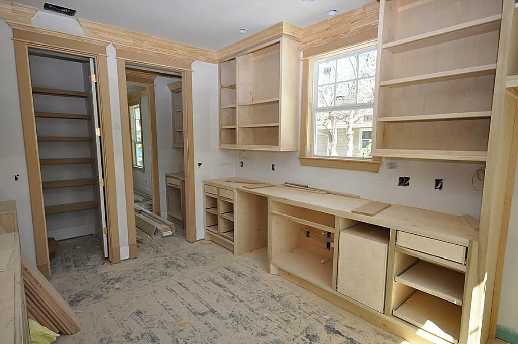 1247 curtin - kitchen .jpg