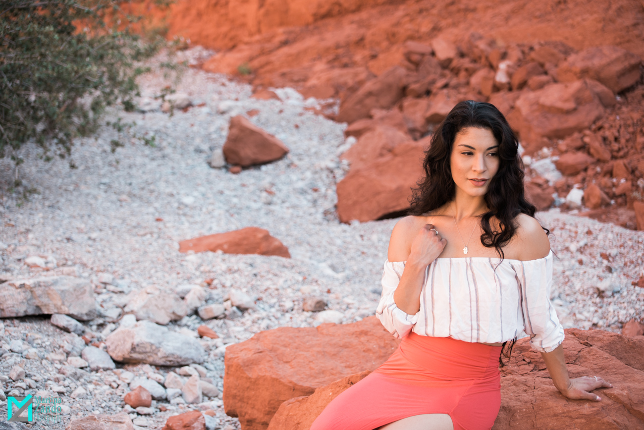 lifestyle image beautiful woman in red rock
