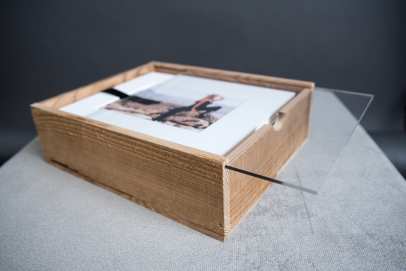 Rustic wood folio box- Martina Zando Photography