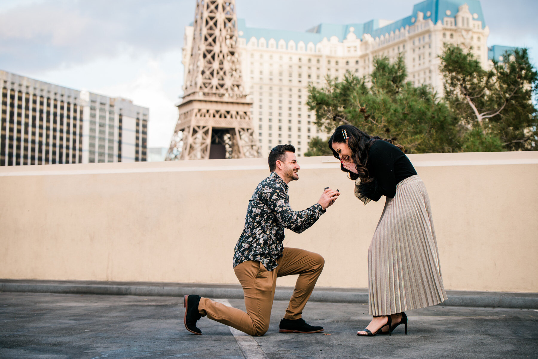 Eifel Tower Proposal - LV Wedding Connection