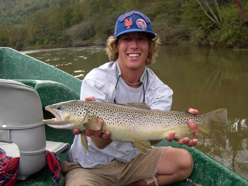 Streamer fishing for trout on the Delaware River, Sweetwater Guide Service